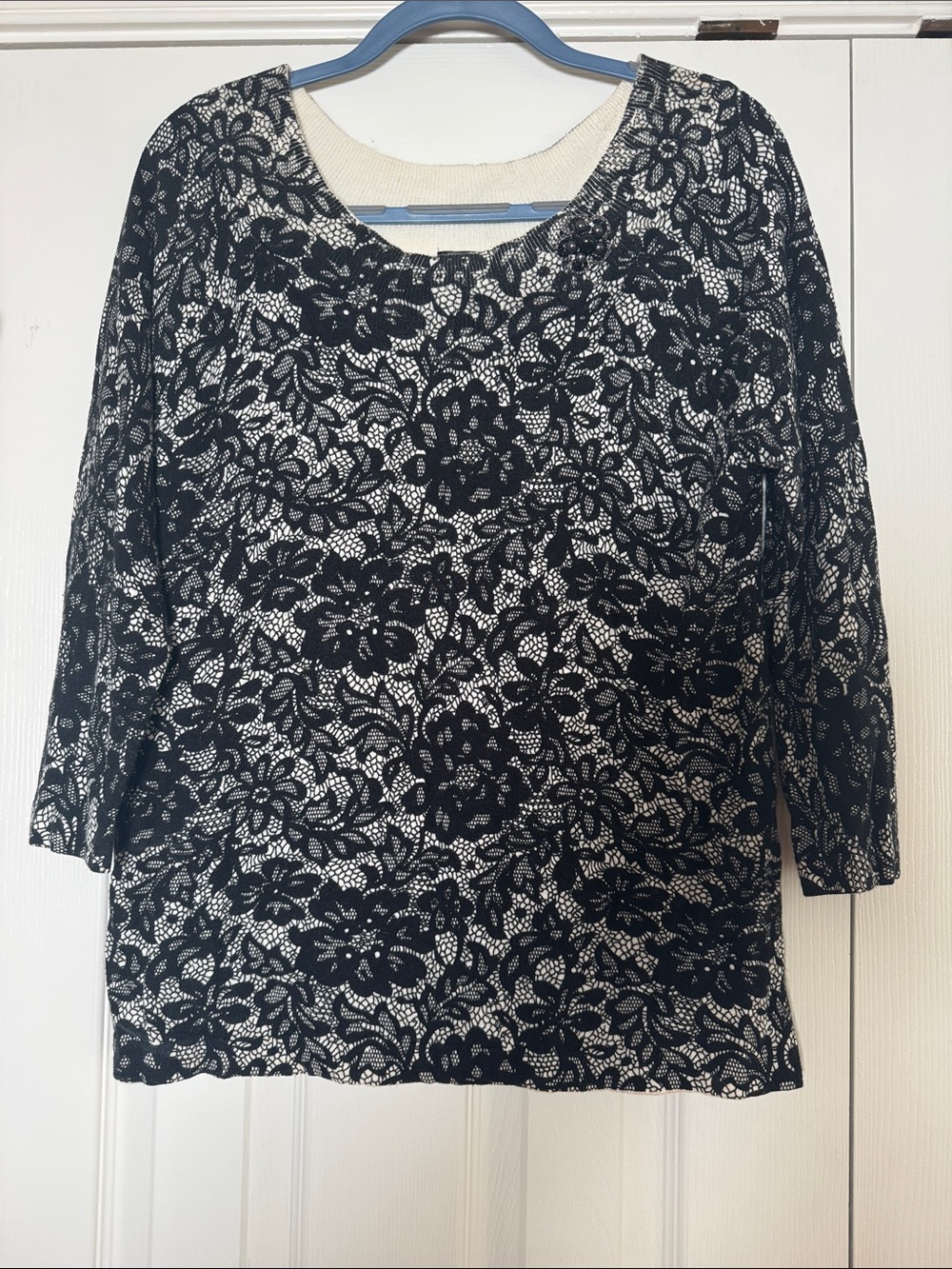 NWT Brandon Thomas Black & Cream Floral Lace Knit Sweater Size Small